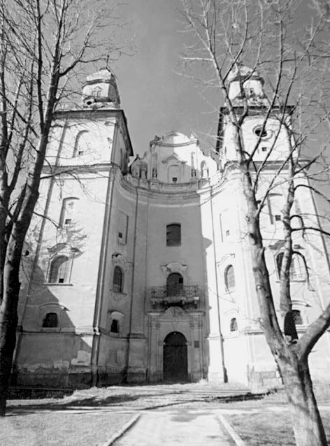 Бернардинці